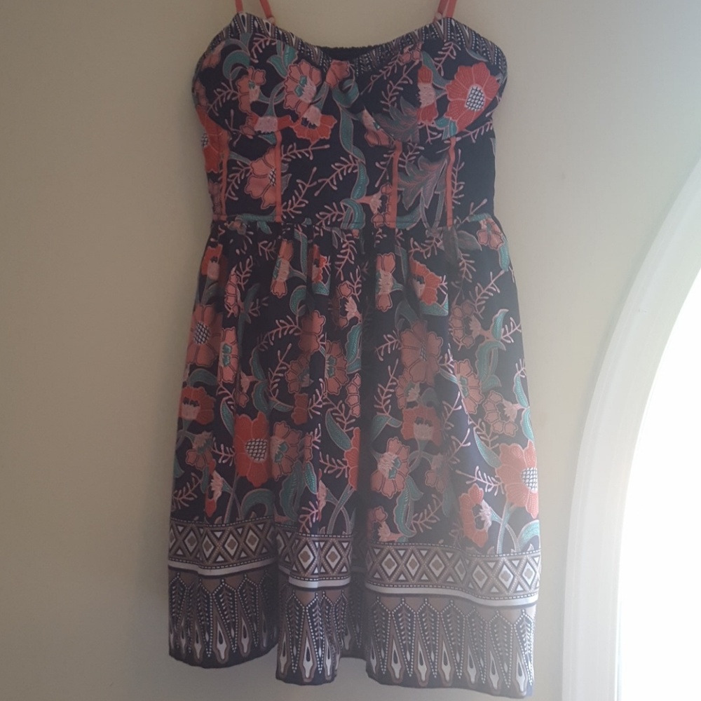 Juniors dress